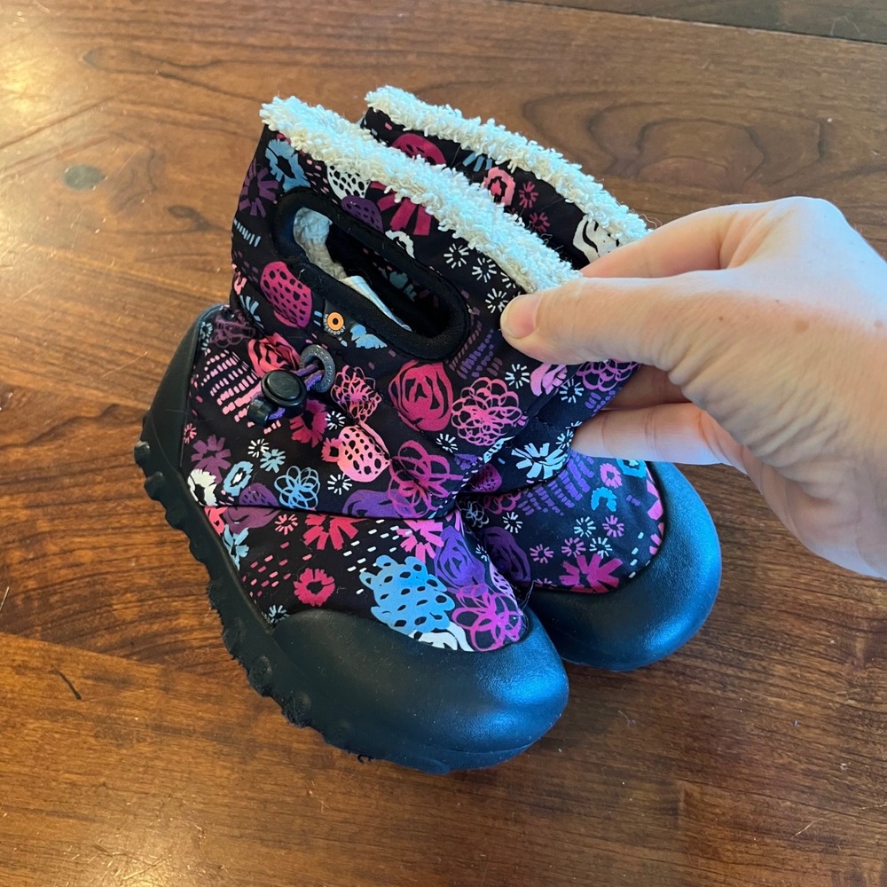 Bogs Baby Bogs Garden Party Floral Winter Boots Kids Size 10 Pink Purple Black